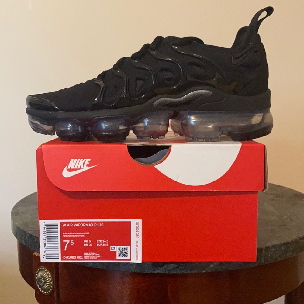 Women’s Vapormax Plus Black/Black-Anthracite 7.5